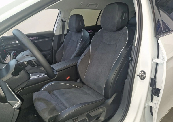 Volkswagen Passat cena 173500 przebieg: 1, rok produkcji 2024 z Warszawa małe 254